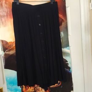 Black midi skirt